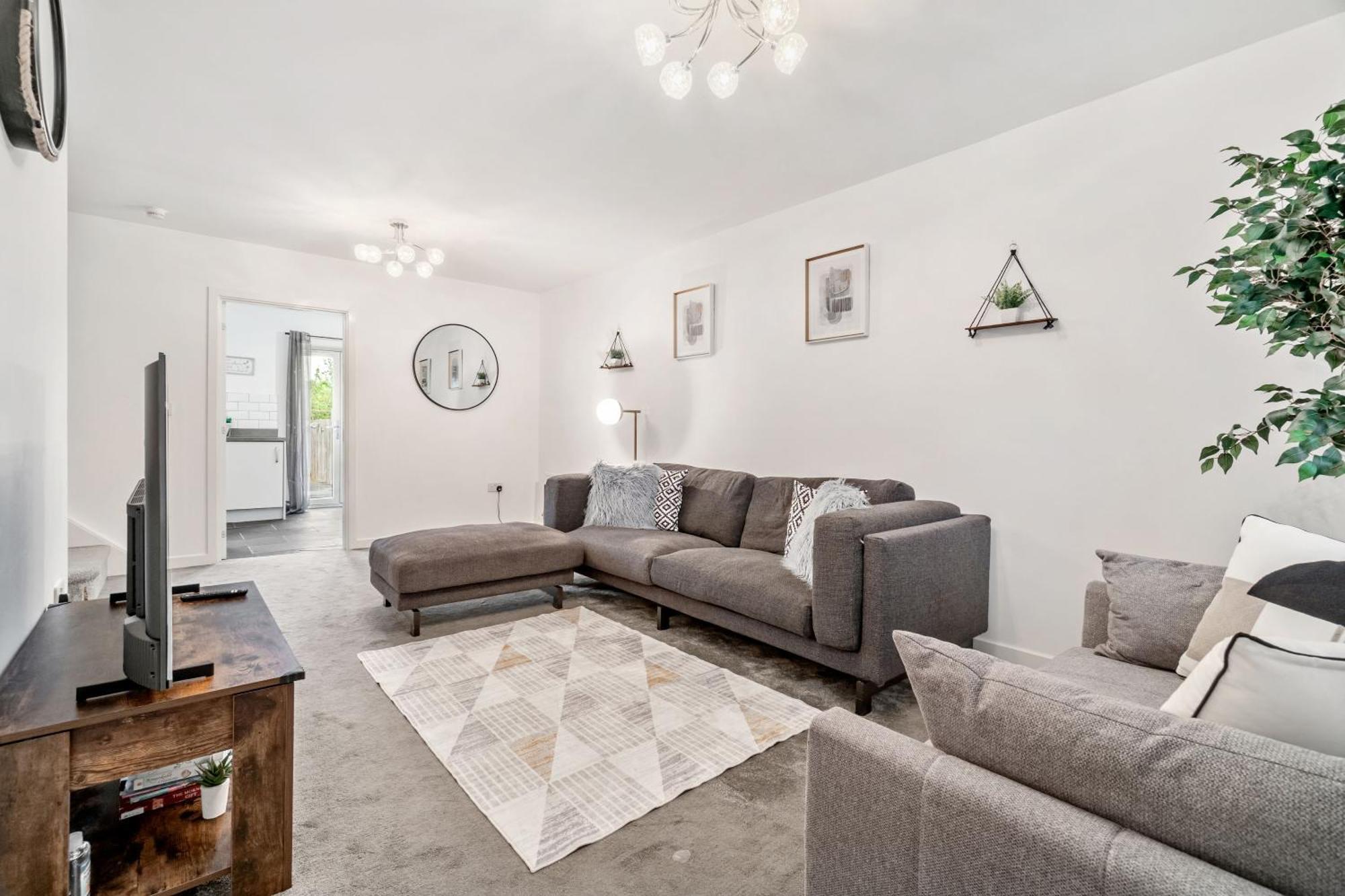 Deluxe 2-bedrooms Hideaway In Ashford, Great Location, Close To M20 Holiday home Ashford (Kent)
